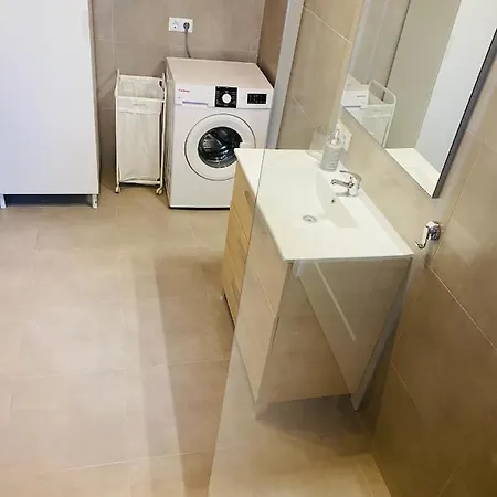 Alma 1 Apartment Tias